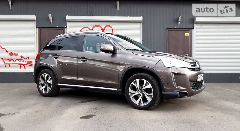 Позашляховик / Кросовер Citroen C4 Aircross 2012 в Києві