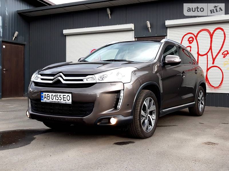 Позашляховик / Кросовер Citroen C4 Aircross 2012 в Києві