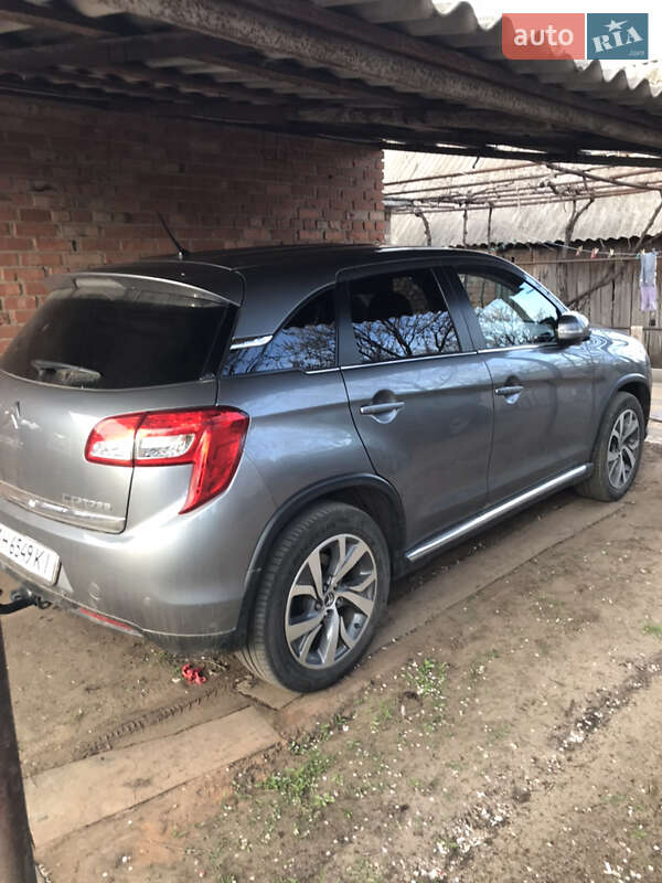 Позашляховик / Кросовер Citroen C4 Aircross 2013 в Черкасах фото 9 Позашляховик / Кросовер Citroen C4 Aircross 2013 в Черкасах