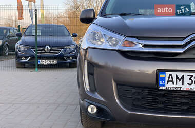 Позашляховик / Кросовер Citroen C4 Aircross 2012 в 