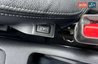 Внедорожник / Кроссовер Citroen C4 Aircross 2015 в 