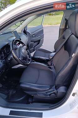 Внедорожник / Кроссовер Citroen C4 Aircross 2012 в 
