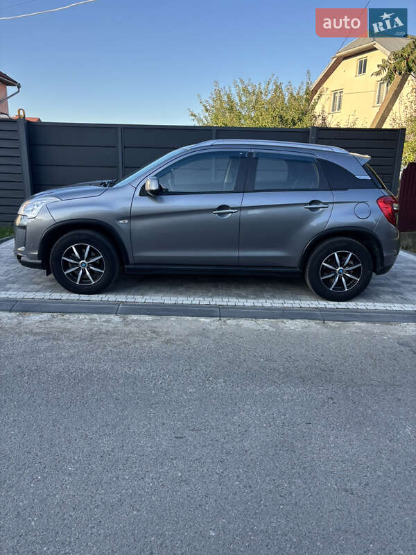 Позашляховик / Кросовер Citroen C4 Aircross 2012 в Івано-Франківську
