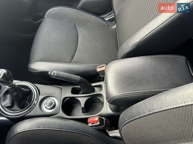 Внедорожник / Кроссовер Citroen C4 Aircross 2014 в Луцке фото 58 Внедорожник / Кроссовер Citroen C4 Aircross 2014 в Луцке