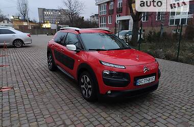 Хэтчбек Citroen C4 Cactus 2016 в 