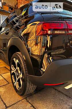 Внедорожник / Кроссовер Citroen C4 Cactus 2019 в 