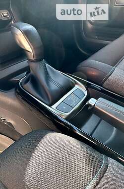 Внедорожник / Кроссовер Citroen C4 Cactus 2019 в 