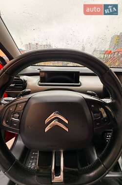 Внедорожник / Кроссовер Citroen C4 Cactus 2016 в 