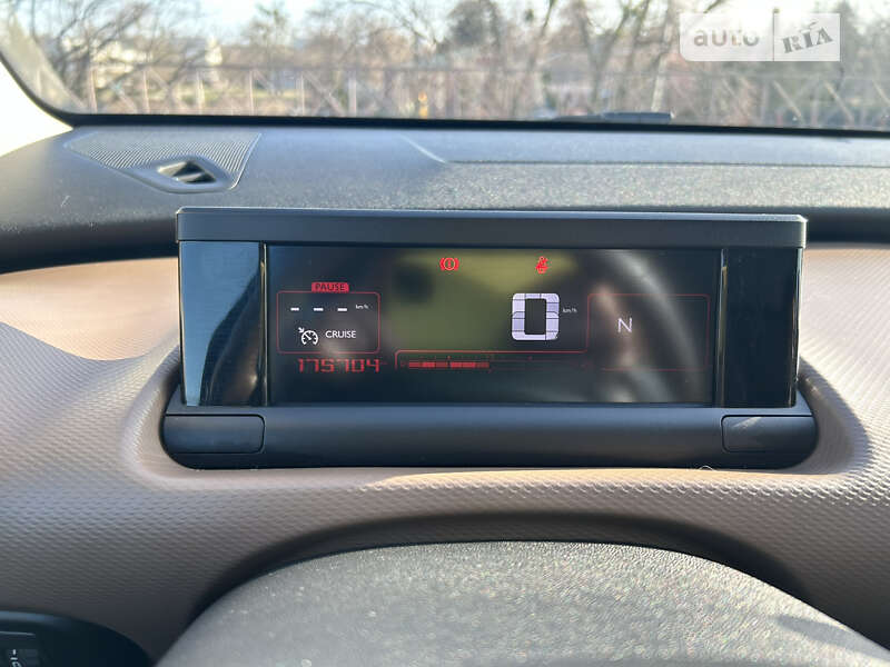 Внедорожник / Кроссовер Citroen C4 Cactus 2014 в Харькове