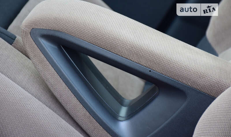 Внедорожник / Кроссовер Citroen C4 Cactus 2014 в Харькове