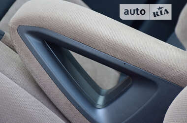 Внедорожник / Кроссовер Citroen C4 Cactus 2014 в 