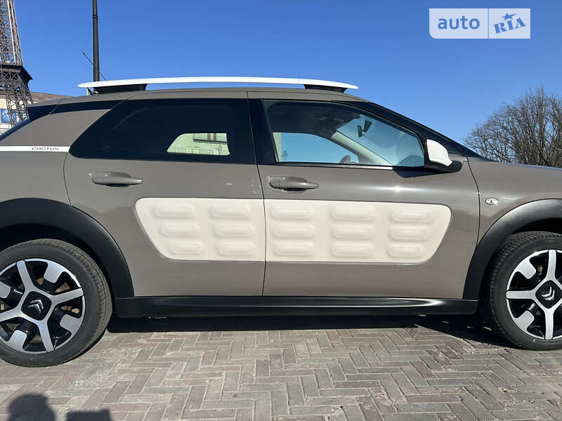 Внедорожник / Кроссовер Citroen C4 Cactus 2014 в Харькове