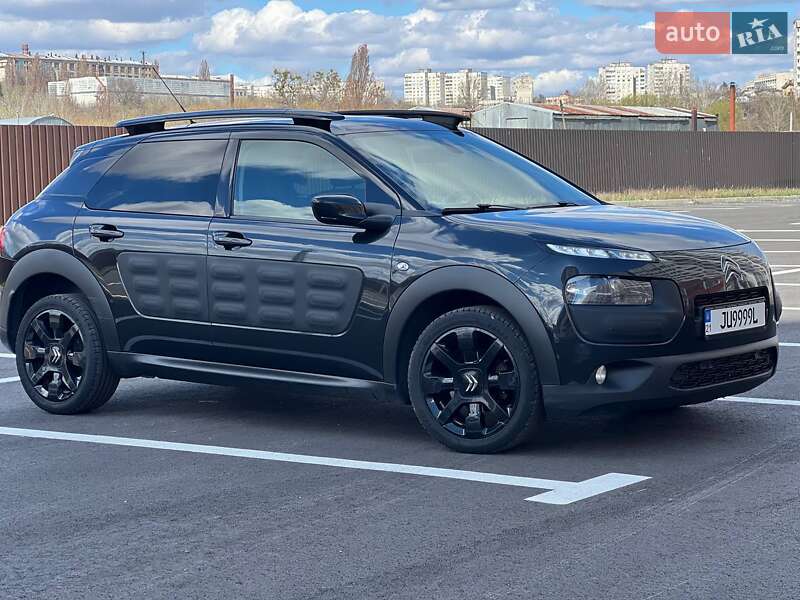 Внедорожник / Кроссовер Citroen C4 Cactus 2015 в Харькове