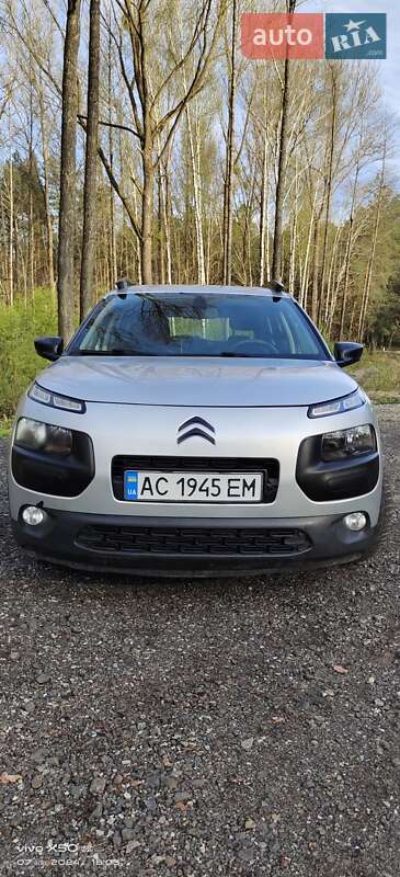 Позашляховик / Кросовер Citroen C4 Cactus 2015 в Луцьку