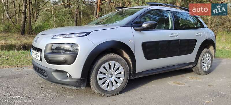 Позашляховик / Кросовер Citroen C4 Cactus 2015 в Луцьку