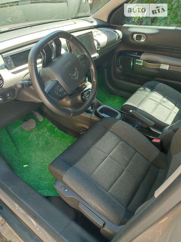 Внедорожник / Кроссовер Citroen C4 Cactus 2018 в Львове