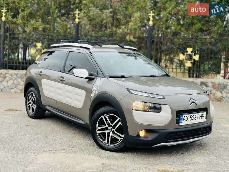 Внедорожник / Кроссовер Citroen C4 Cactus 2016 в Харькове