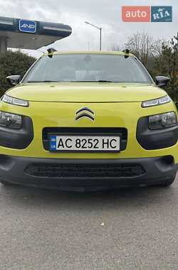 Внедорожник / Кроссовер Citroen C4 Cactus 2014 в 