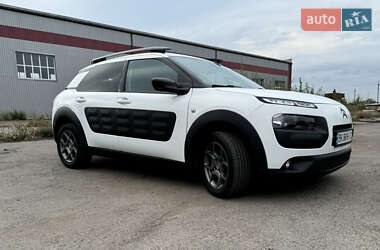 Внедорожник / Кроссовер Citroen C4 Cactus 2016 в Сарнах