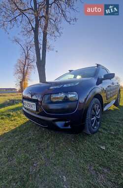 Внедорожник / Кроссовер Citroen C4 Cactus 2014 в 