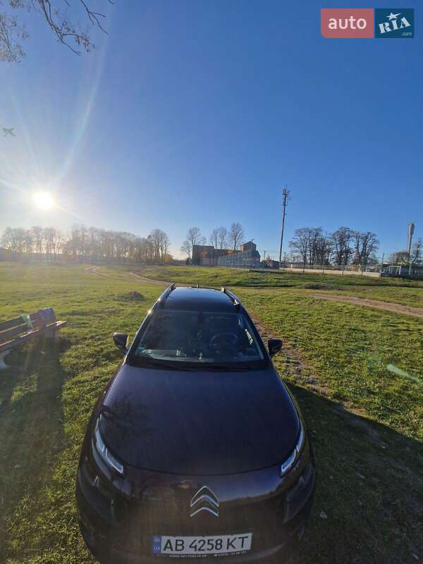 Внедорожник / Кроссовер Citroen C4 Cactus 2014 в Черновцах