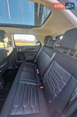 Внедорожник / Кроссовер Citroen C4 Cactus 2014 в 