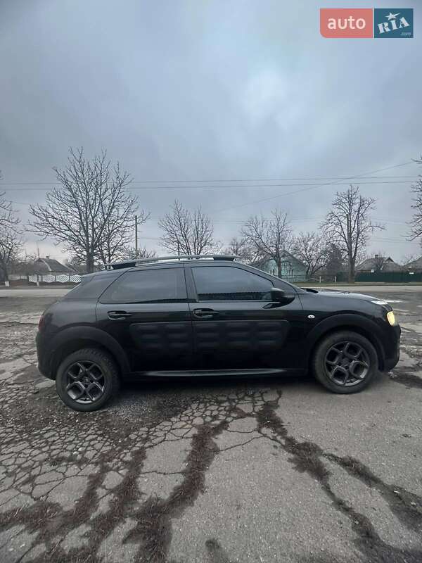 Позашляховик / Кросовер Citroen C4 Cactus 2015 в Кривому Розі