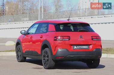 Позашляховик / Кросовер Citroen C4 Cactus 2018 в 