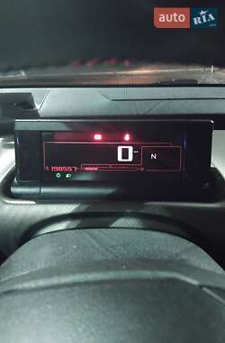 Внедорожник / Кроссовер Citroen C4 Cactus 2015 в 