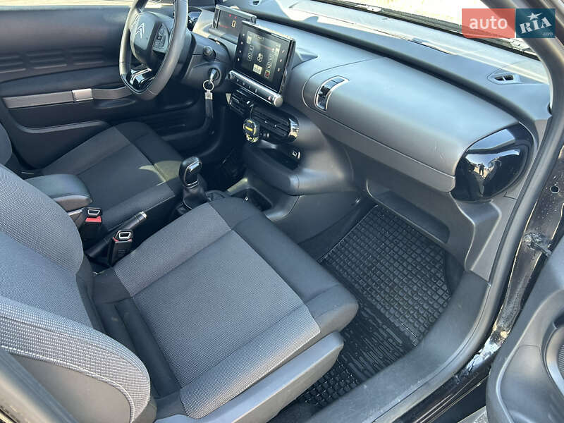 Внедорожник / Кроссовер Citroen C4 Cactus 2015 в Хусте