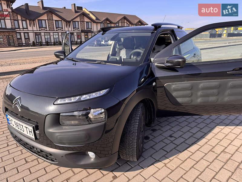 Внедорожник / Кроссовер Citroen C4 Cactus 2015 в Радехове