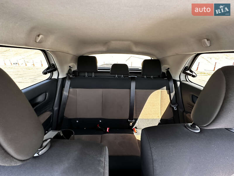 Внедорожник / Кроссовер Citroen C4 Cactus 2015 в Киеве