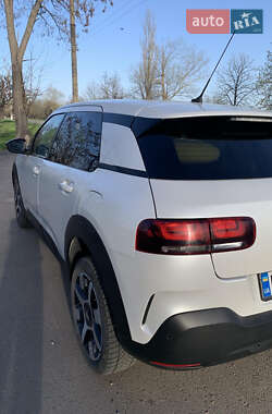 Внедорожник / Кроссовер Citroen C4 Cactus 2018 в 