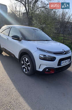 Внедорожник / Кроссовер Citroen C4 Cactus 2018 в 