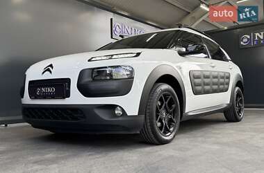 Внедорожник / Кроссовер Citroen C4 Cactus 2017 в 