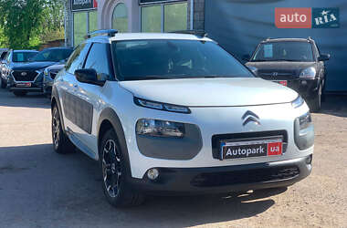 Внедорожник / Кроссовер Citroen C4 Cactus 2014 в 