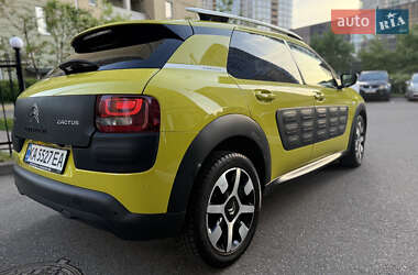 Позашляховик / Кросовер Citroen C4 Cactus 2016 в 