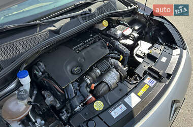 Внедорожник / Кроссовер Citroen C4 Cactus 2014 в 