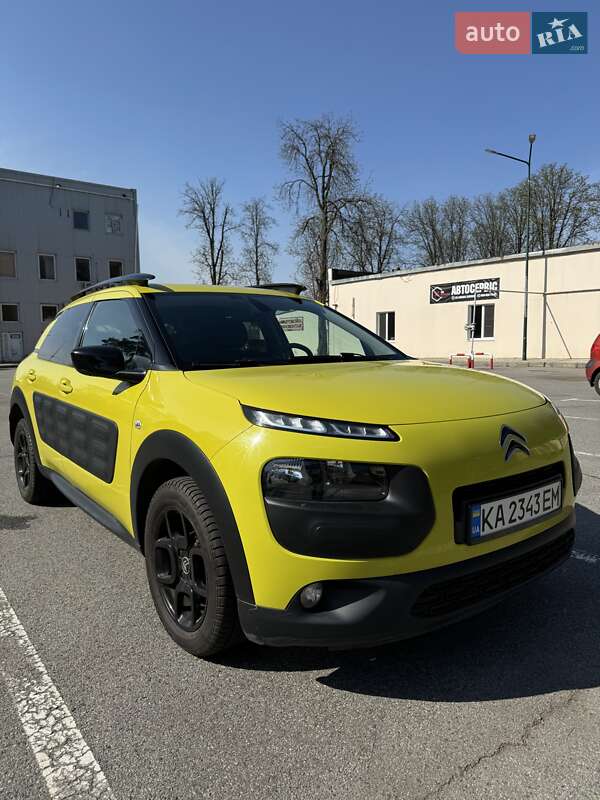 Позашляховик / Кросовер Citroen C4 Cactus 2015 в Харкові