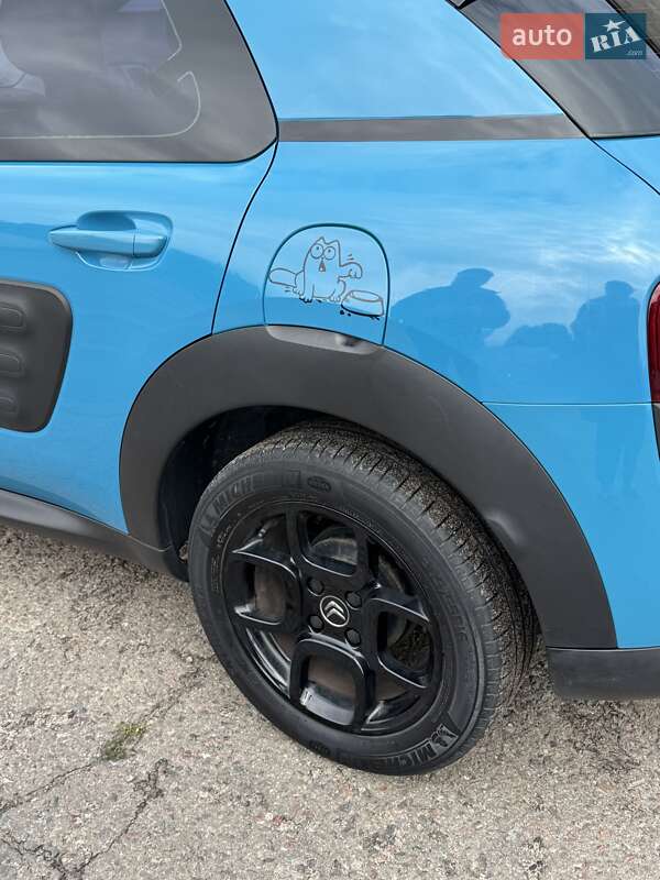 Внедорожник / Кроссовер Citroen C4 Cactus 2018 в Сарнах