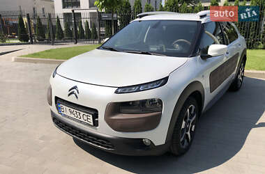 Внедорожник / Кроссовер Citroen C4 Cactus 2016 в 