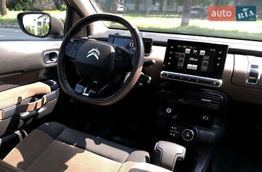 Внедорожник / Кроссовер Citroen C4 Cactus 2016 в 