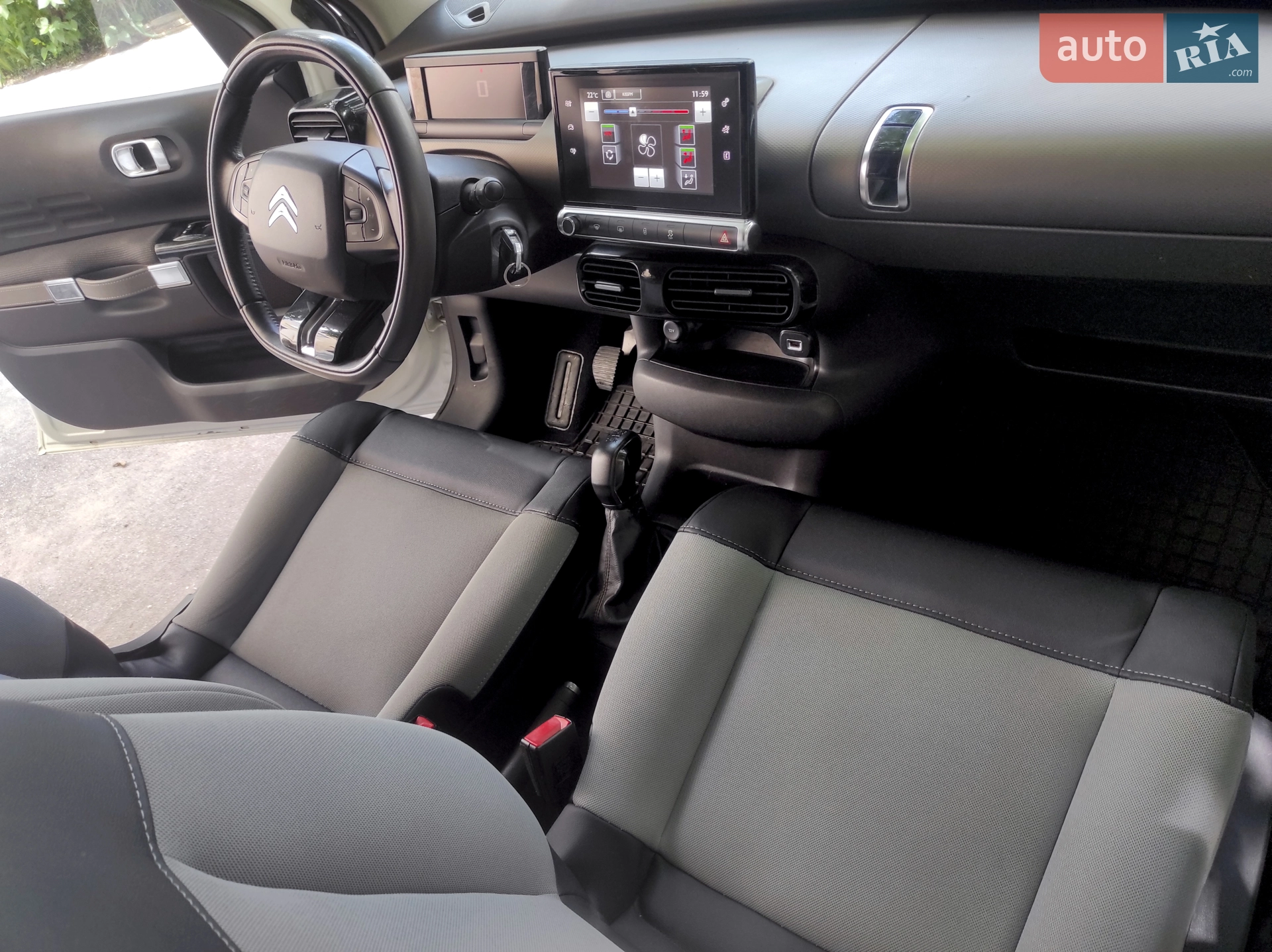 2016 Citroen C4 Cactus - мініатюра 10