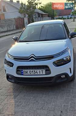 Внедорожник / Кроссовер Citroen C4 Cactus 2019 в 