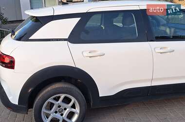 Внедорожник / Кроссовер Citroen C4 Cactus 2019 в 