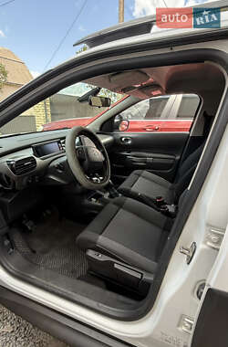 Внедорожник / Кроссовер Citroen C4 Cactus 2016 в 