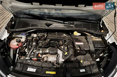 Внедорожник / Кроссовер Citroen C4 Cactus 2014 в 