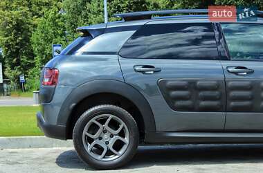 Внедорожник / Кроссовер Citroen C4 Cactus 2014 в 