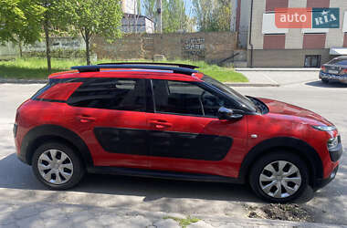 Внедорожник / Кроссовер Citroen C4 Cactus 2014 в 