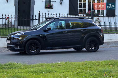 Позашляховик / Кросовер Citroen C4 Cactus 2015 в Стрию